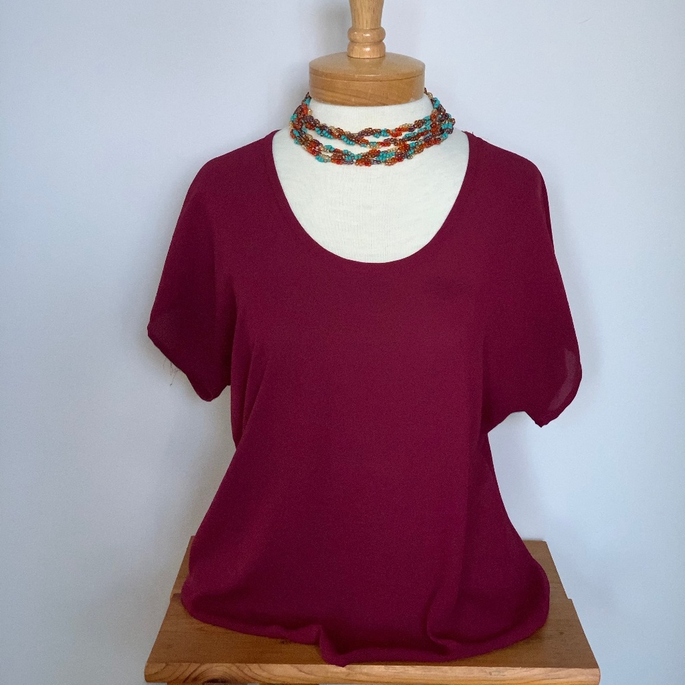 LUSH Raglan sleeve wine color shell